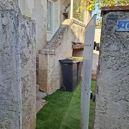 La Parenthese Du Thouet Lgt 2pers Petit Court *